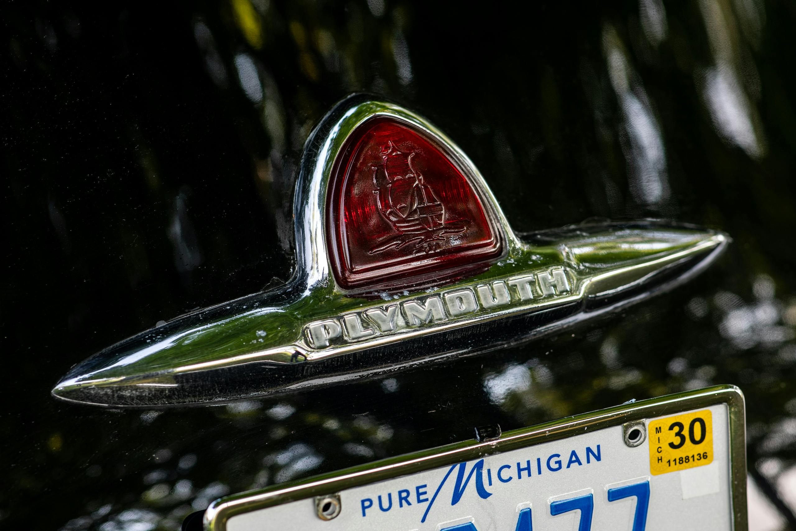 1947 Plymouth emblem