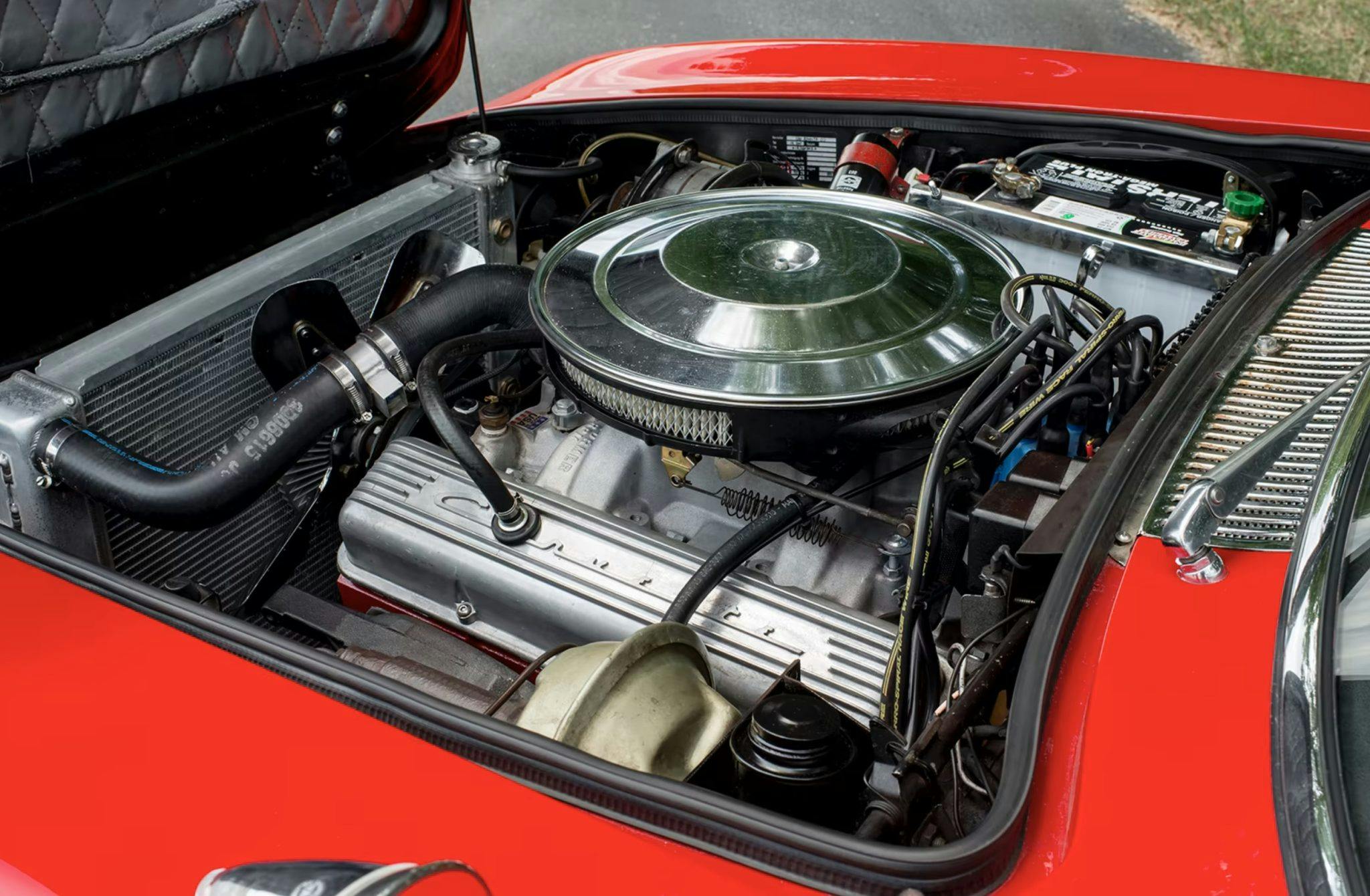 Iso Rivolta engine bay