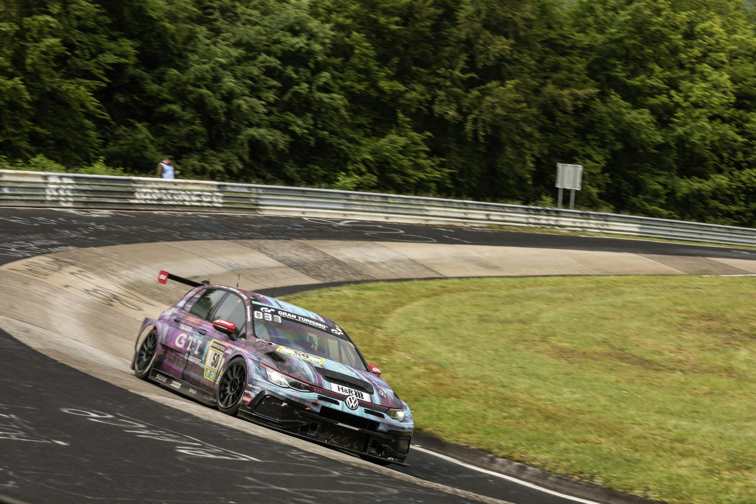 VW 24h Nürburgring 2024 cornering